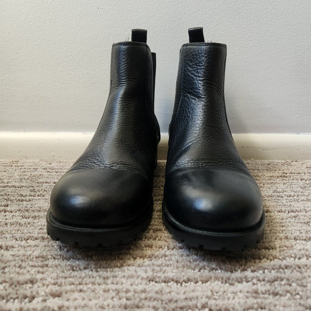 Black Duluth Chelsea Boots - Picture 7 of 7